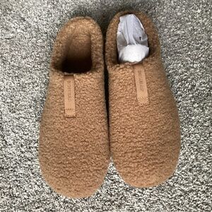 Bombas Women’s Tan  Slippers